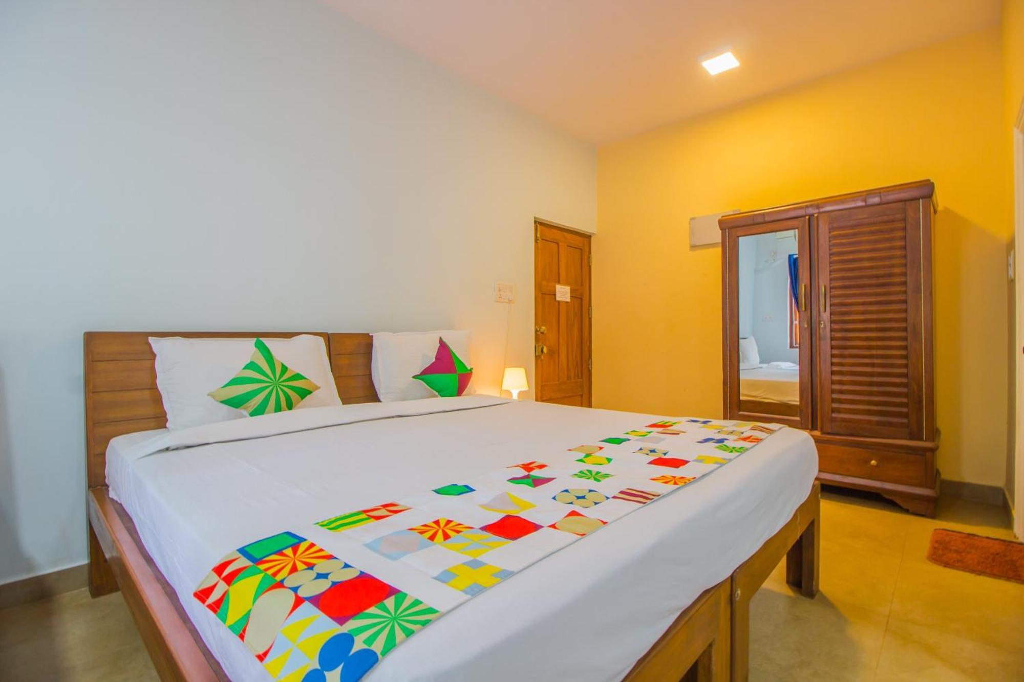 Collection O Holy Cross Home Stays Gamle Goa Eksteriør billede